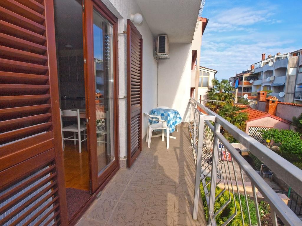 Apartments Dubravka 1315 Vrsar Bagian luar foto