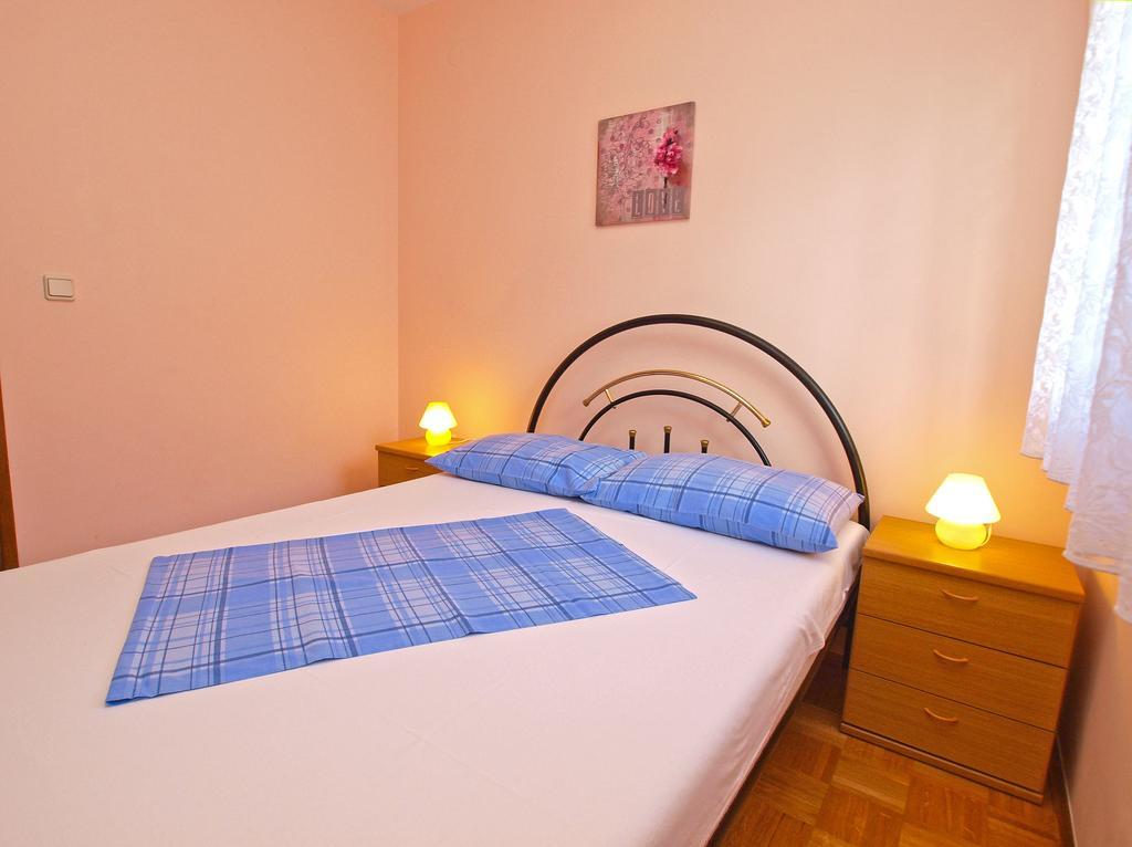 Apartments Dubravka 1315 Vrsar Bagian luar foto