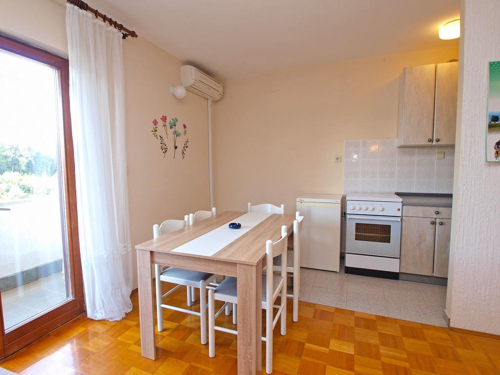 Apartments Dubravka 1315 Vrsar Bagian luar foto