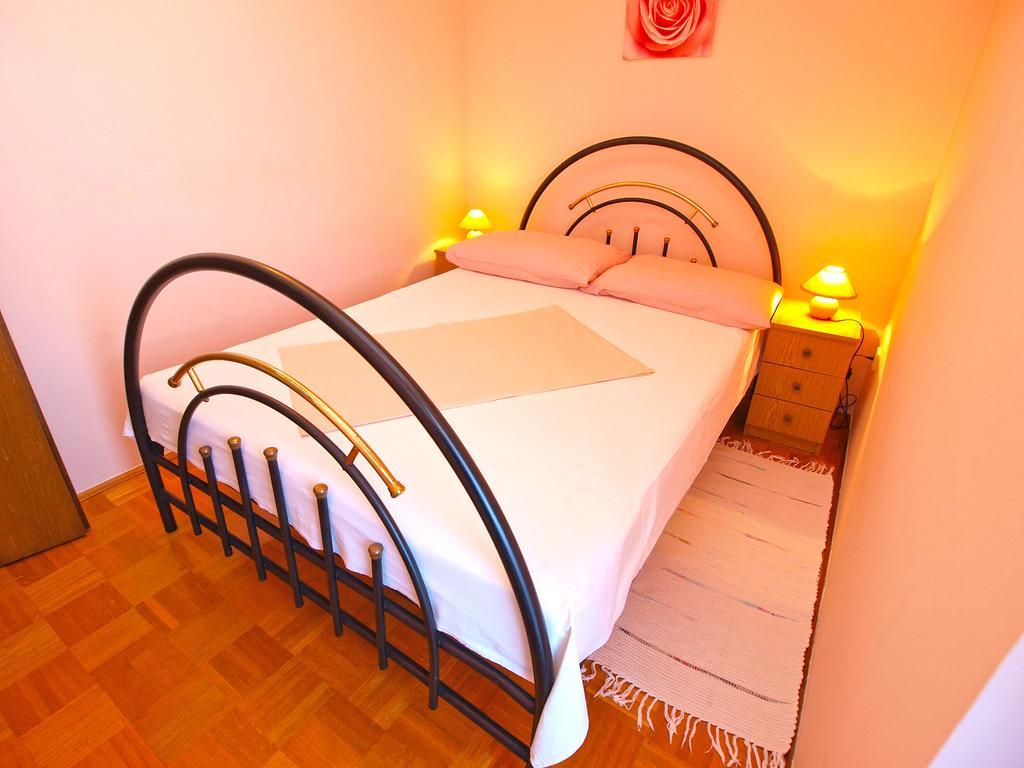 Apartments Dubravka 1315 Vrsar Bagian luar foto