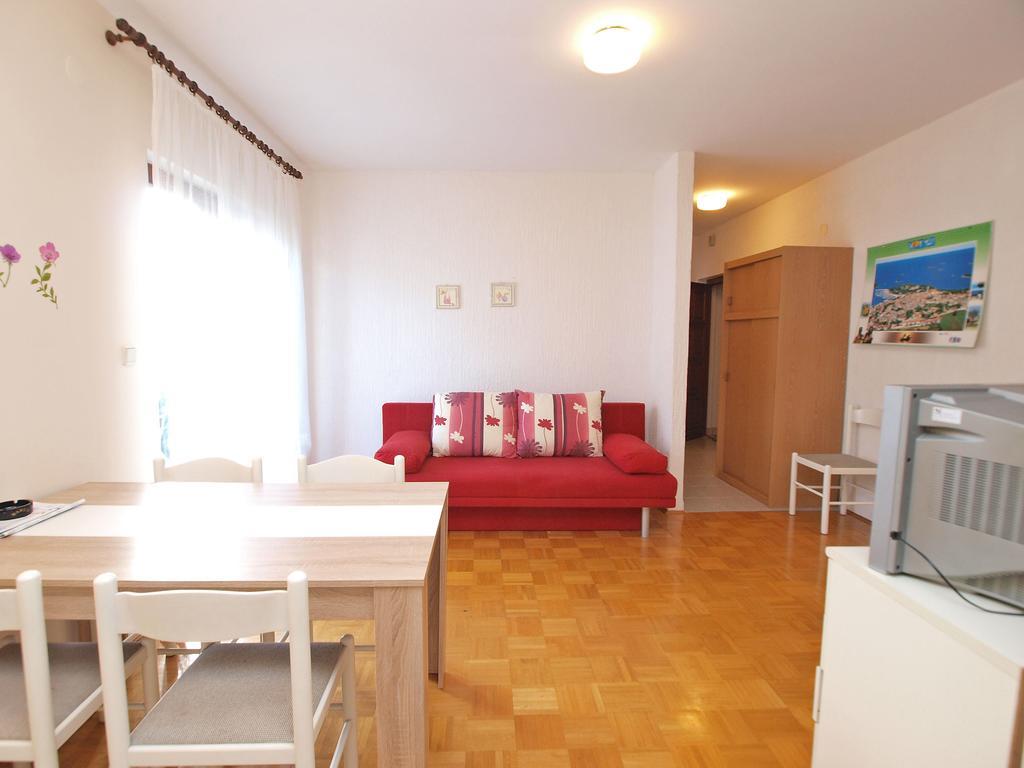 Apartments Dubravka 1315 Vrsar Bagian luar foto