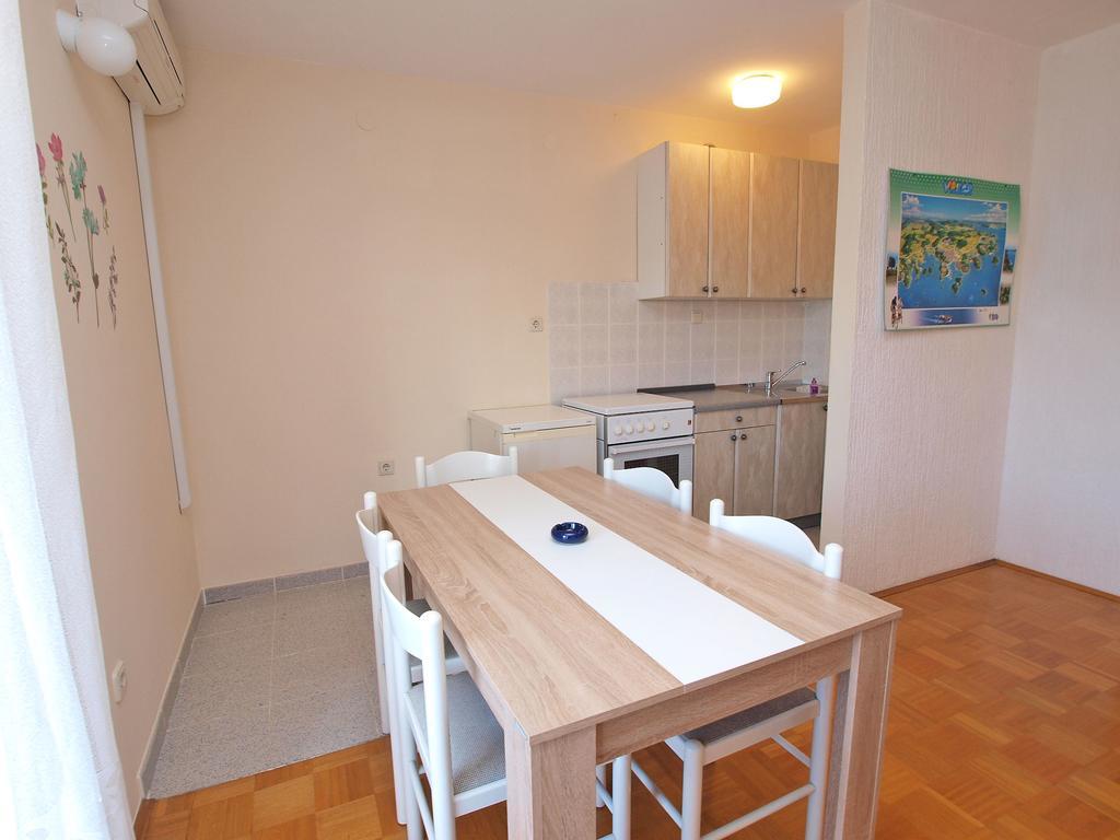 Apartments Dubravka 1315 Vrsar Bagian luar foto