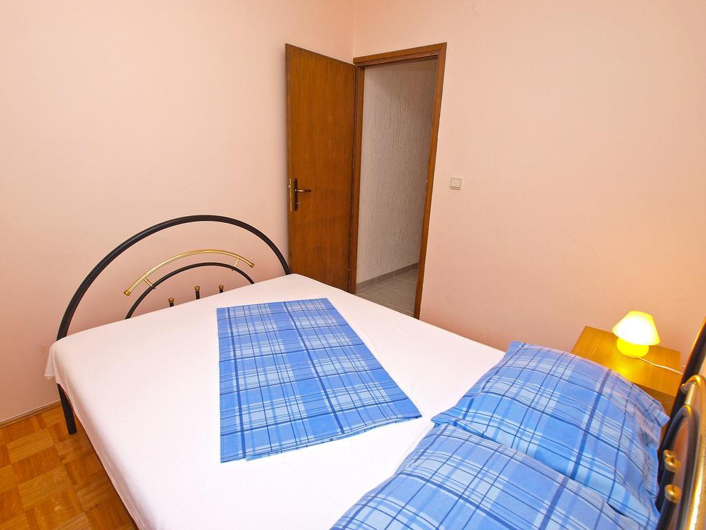 Apartments Dubravka 1315 Vrsar Bagian luar foto