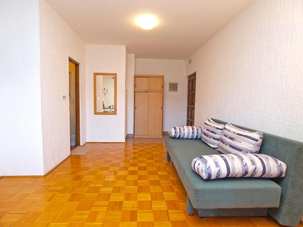 Apartments Dubravka 1315 Vrsar Bagian luar foto